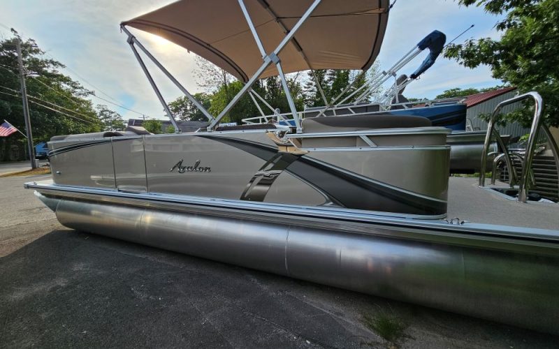2024 AVALON LSZ ENTERTAINER